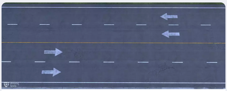 双向道中间的黄色实线；图片出处：driving-tests.org